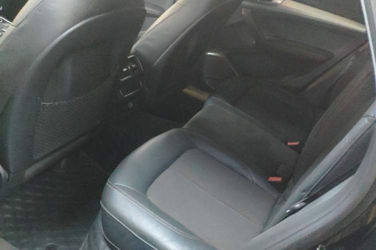 Used Audi Q5L 2018 40 TFSI Prestige Fashion Edition China VI Left Rear Seat