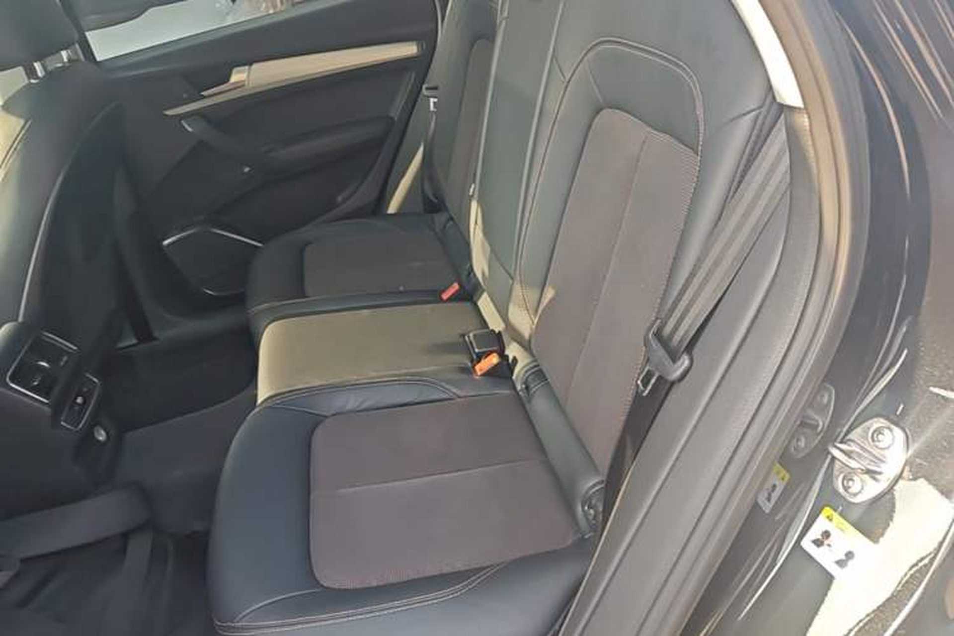 Used Audi Q5L 2018 40 TFSI Prestige Fashion Edition China VI Left Rear Seat