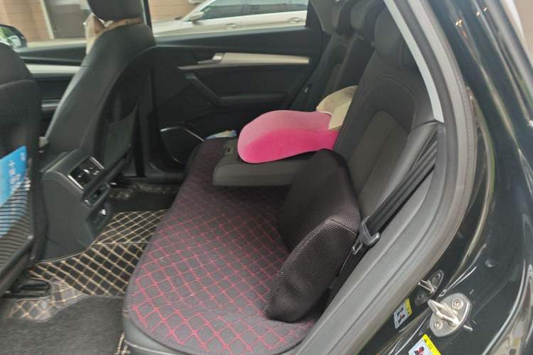 Used Audi Q5L 2018 40 TFSI Prestige Fashion Edition China V Left Rear Seat