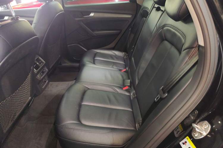 Used Audi Q5L 2018 40 TFSI Prestige Edition China V Left Rear Seat