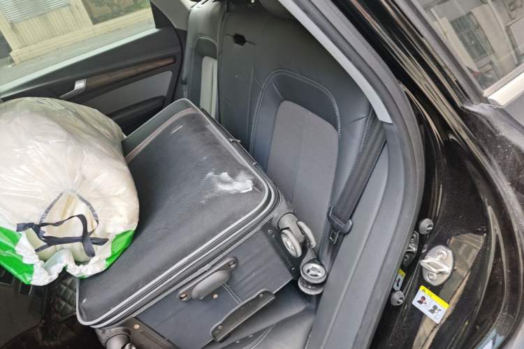 Used Audi Q5L 2018 40 TFSI Prestige Fashion Edition China V Left Rear Seat