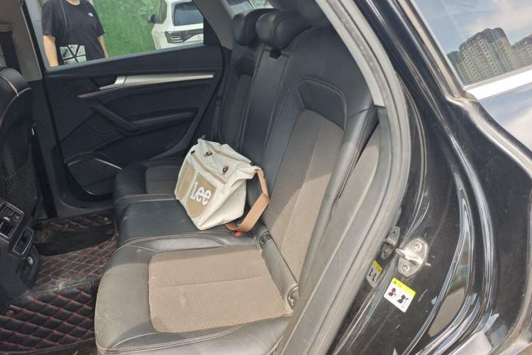 Used Audi Q5L 2018 45 TFSI Prestige Fashion Edition China VI Emission Standard Left Rear Seat