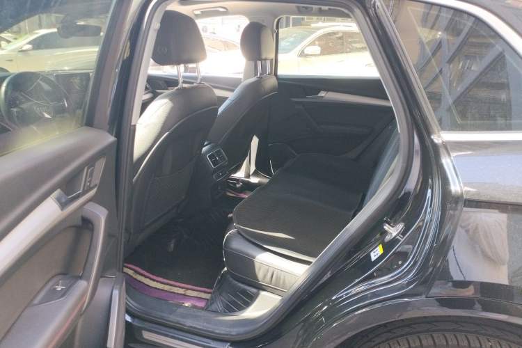 Used Audi Q5L 2018 40 TFSI Prestige Fashion Edition China V Left Rear Seat