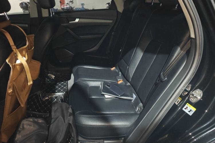 Used Audi Q5L 2018 40 TFSI Prestige Edition China V Left Rear Seat