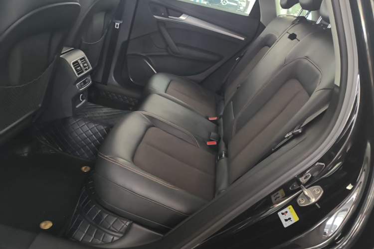 Used Audi Q5L 2018 45 TFSI Prestige Fashion Edition China VI Emission Standard Left Rear Seat