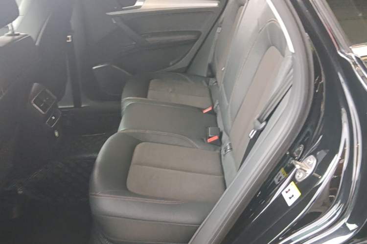 Used Audi Q5L 2018 40 TFSI Prestige Fashion Edition China V Left Rear Seat
