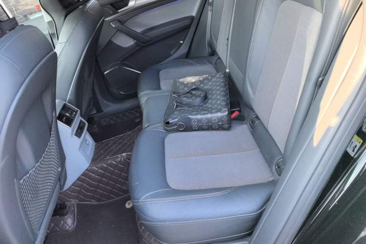 Used Audi Q5L 2018 45 TFSI Prestige Fashion Edition China VI Emission Standard Left Rear Seat
