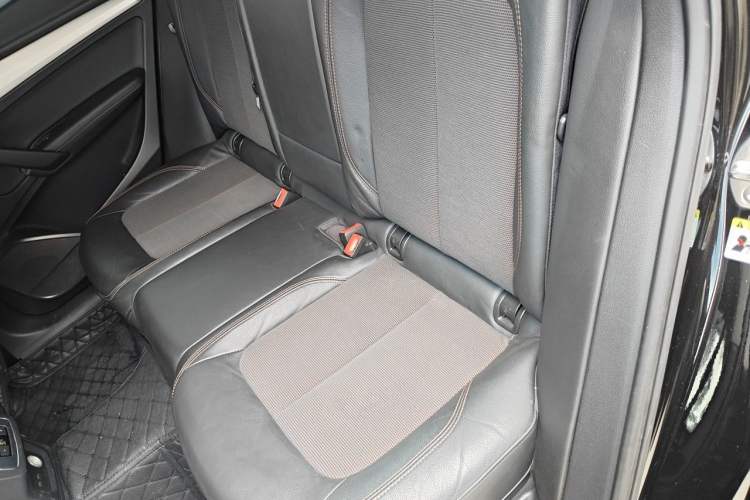 Used Audi Q5L 2018 40 TFSI Prestige Fashion Edition China V Left Rear Seat