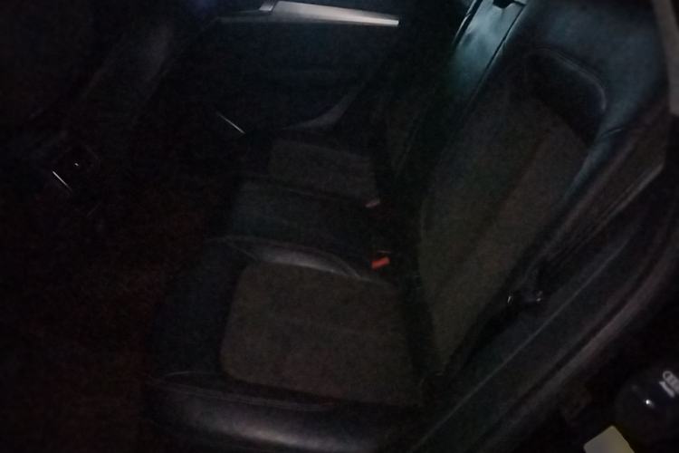 Used Audi Q5L 2018 40 TFSI Prestige Fashion Edition China VI Left Rear Seat