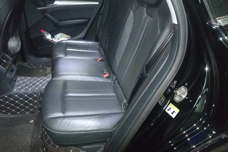 Used Audi Q5L 2018 45 TFSI Prestige Sport China V Left Rear Seat