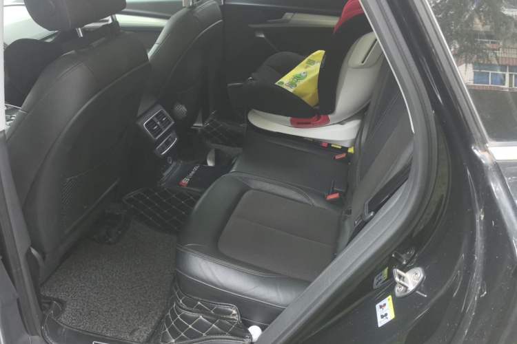 Used Audi Q5L 2018 40 TFSI Prestige Fashion Edition China V Left Rear Seat