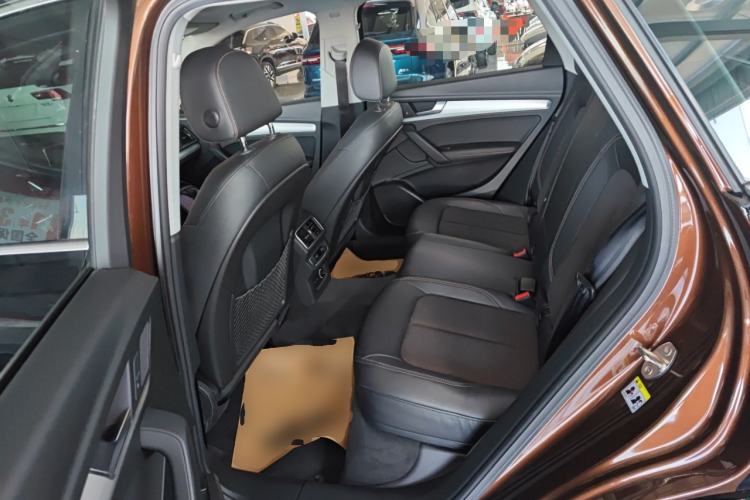 Used Audi Q5L 2018 40 TFSI Prestige Fashion Edition China V Left Rear Seat