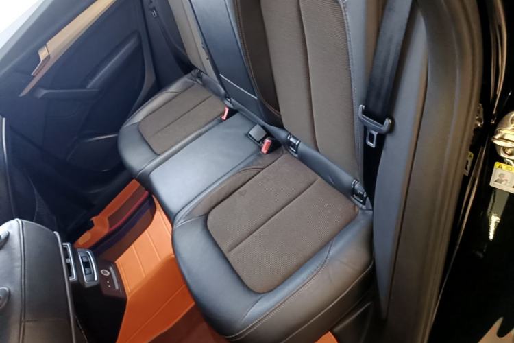 Used Audi Q5L 2018 40 TFSI Prestige Fashion Edition China V Left Rear Seat