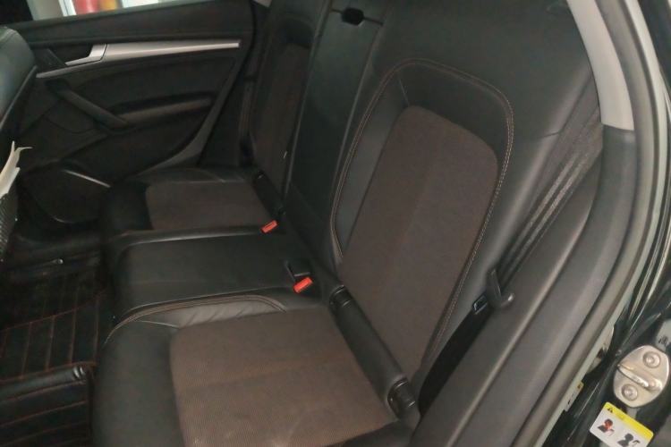 Used Audi Q5L 2018 45 TFSI Prestige Fashion Edition China V Emission Standard Left Rear Seat