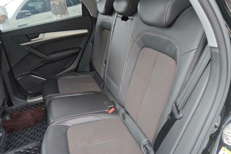 Used Audi Q5L 2018 40 TFSI Prestige Fashion Edition China V Left Rear Seat