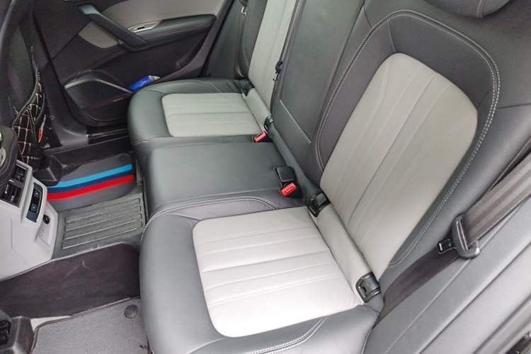 Used Audi Q5L 2018 45 TFSI Prestige Elegant Version China V Left Rear Seat