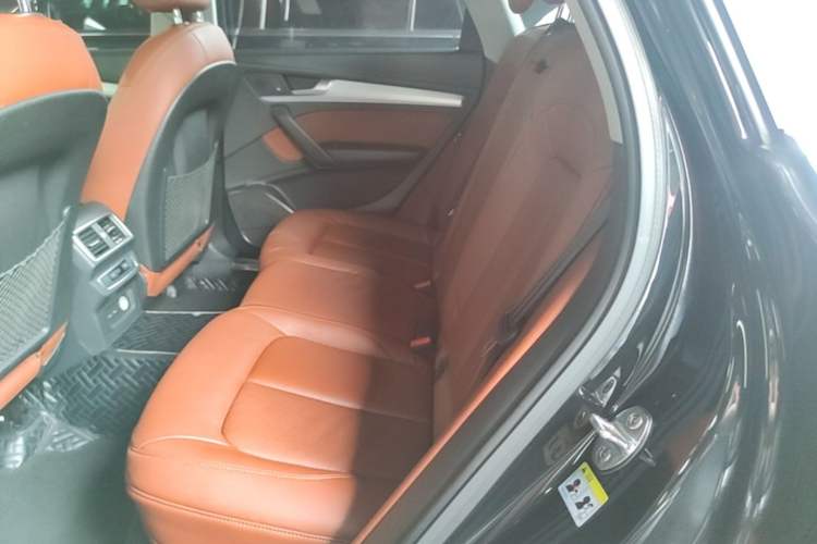 Used Audi Q5L 2018 40 TFSI Prestige Edition China V Left Rear Seat