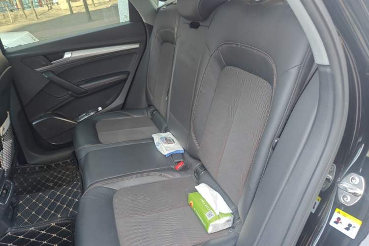 Used Audi Q5L 2018 45 TFSI Prestige Fashion Edition China V Emission Standard Left Rear Seat
