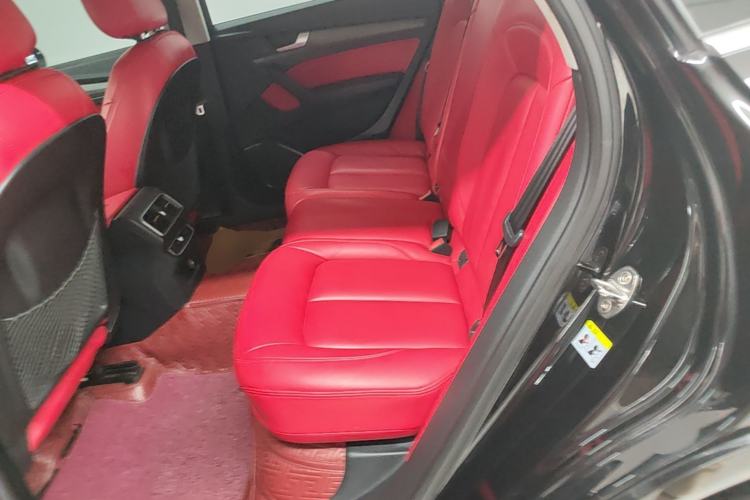 Used Audi Q5L 2018 40 TFSI Prestige Edition China V Left Rear Seat