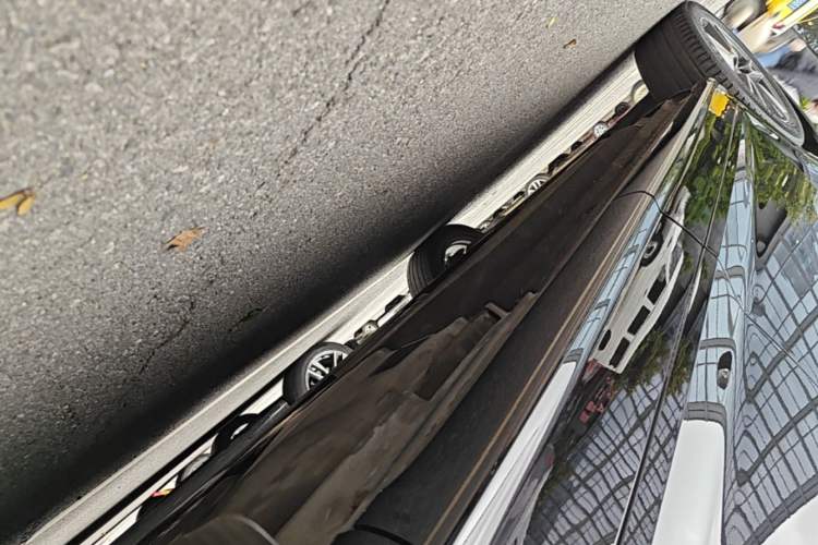 Used Audi Q5L 2018 40 TFSI Prestige Fashion Edition China VI Left Side Sill