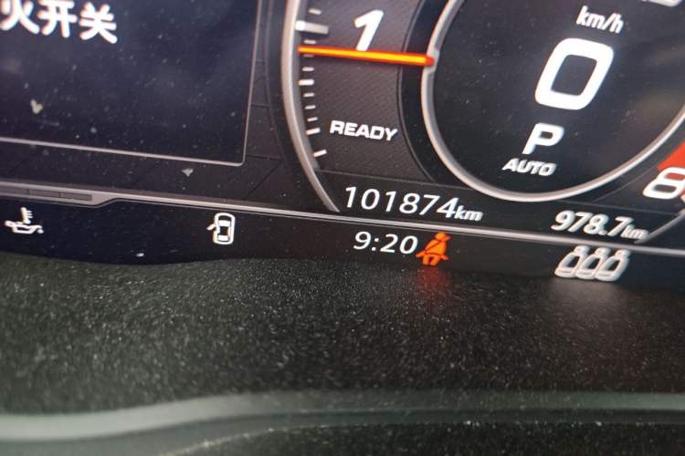 Used Audi Q5L 2018 40 TFSI Prestige Fashion Edition China V Odometer Close Up