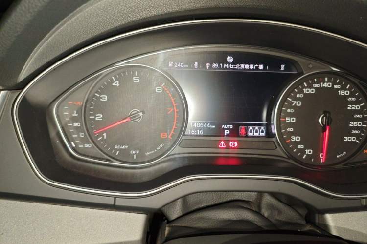 Used Audi Q5L 2018 40 TFSI Prestige Edition China V Odometer Close Up