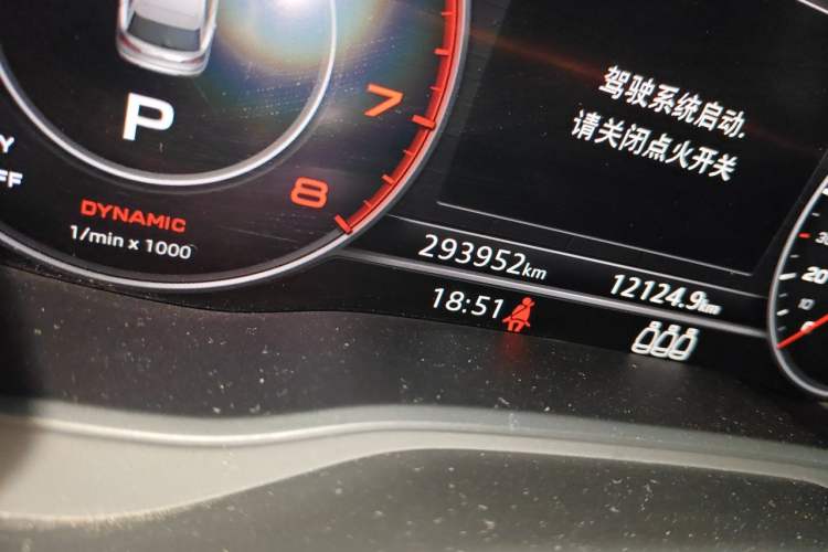 Used Audi Q5L 2018 40 TFSI Prestige Fashion Edition China V Odometer Close Up