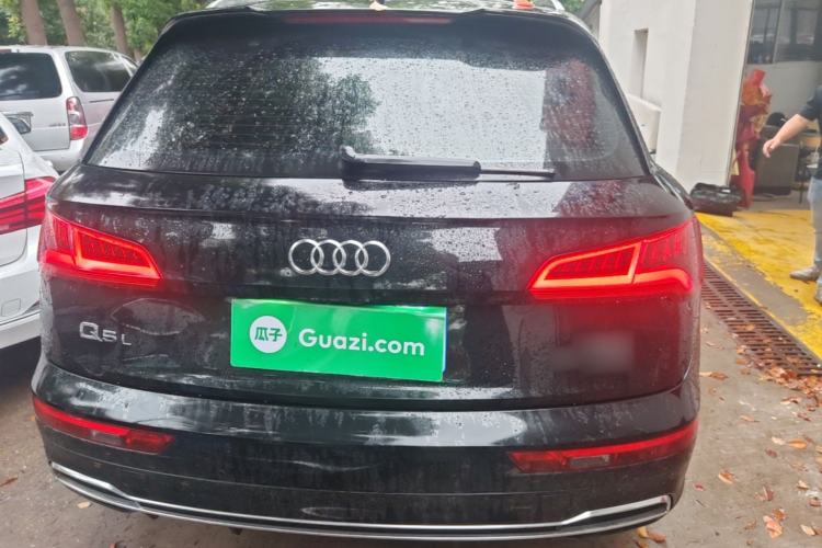Used Audi Q5L 2018 40 TFSI Prestige Fashion Edition China VI Rear