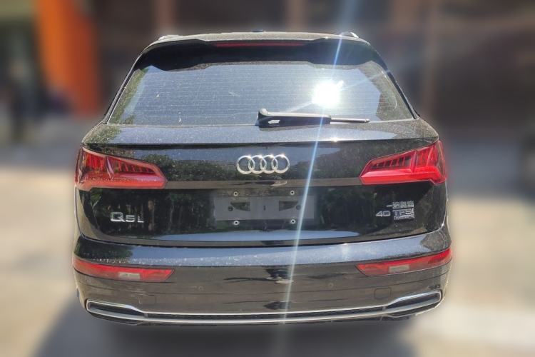 Used Audi Q5L 2018 40 TFSI Prestige Fashion Edition China VI Rear