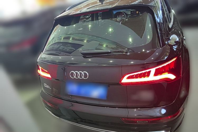 Used Audi Q5L 2018 40 TFSI Prestige Fashion Edition China VI Rear