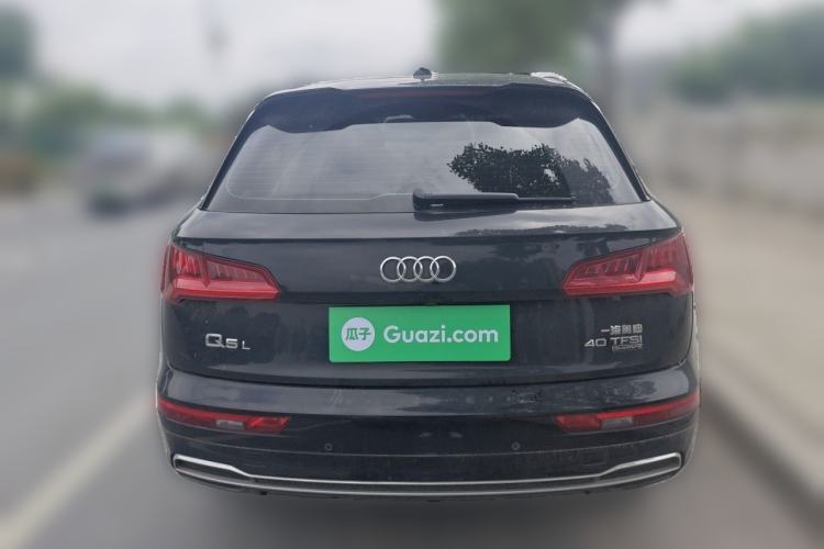 Used Audi Q5L 2018 40 TFSI Prestige Fashion Edition China VI Rear