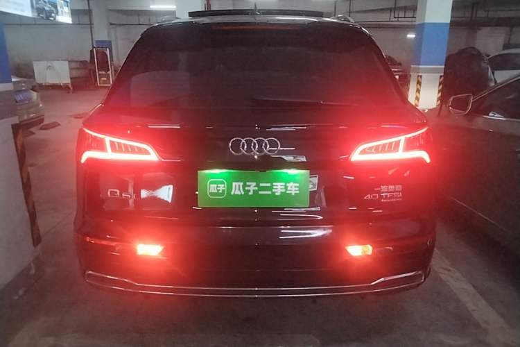 Used Audi Q5L 2018 40 TFSI Prestige Fashion Edition China VI Rear