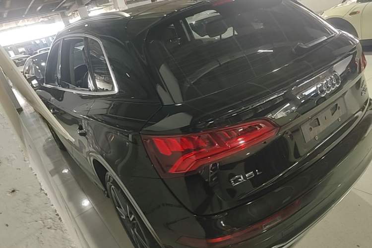 Used Audi Q5L 2018 45 TFSI Prestige Fashion Edition China VI Emission Standard Rear Left 45 Deg