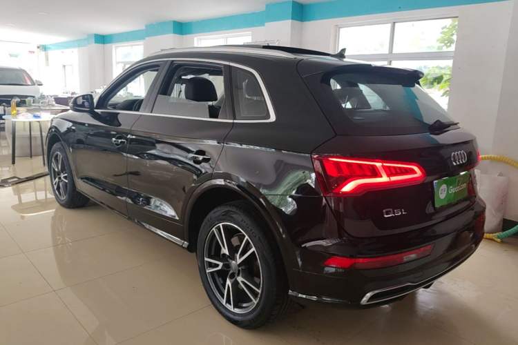 Used Audi Q5L 2018 40 TFSI Prestige Fashion Edition China VI Rear Left 45 Deg