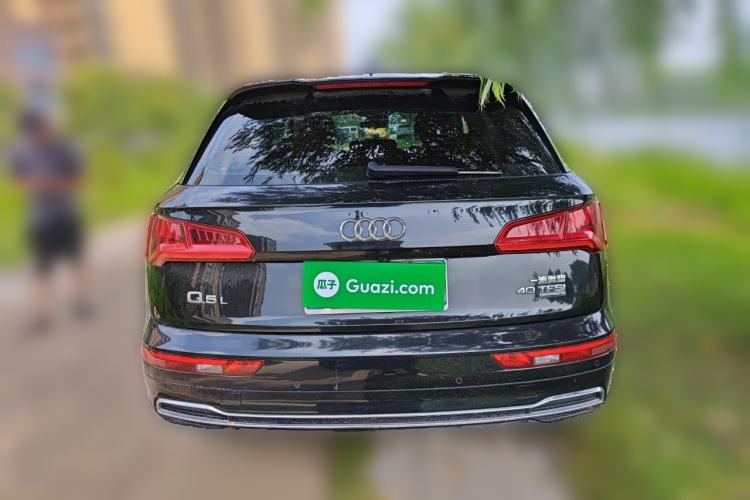 Used Audi Q5L 2018 40 TFSI Prestige Fashion Edition China VI Rear