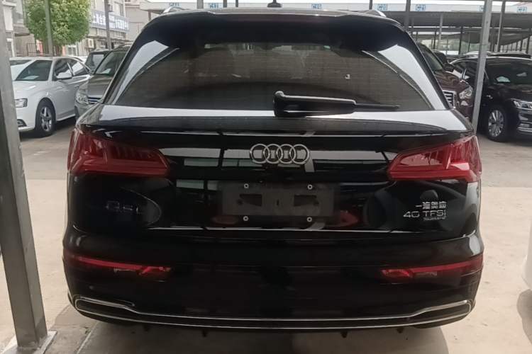 Used Audi Q5L 2018 40 TFSI Prestige Fashion Edition China VI Rear