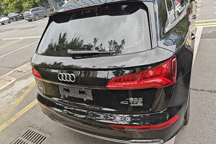 Used Audi Q5L 2018 40 TFSI Prestige Fashion Edition China VI Rear
