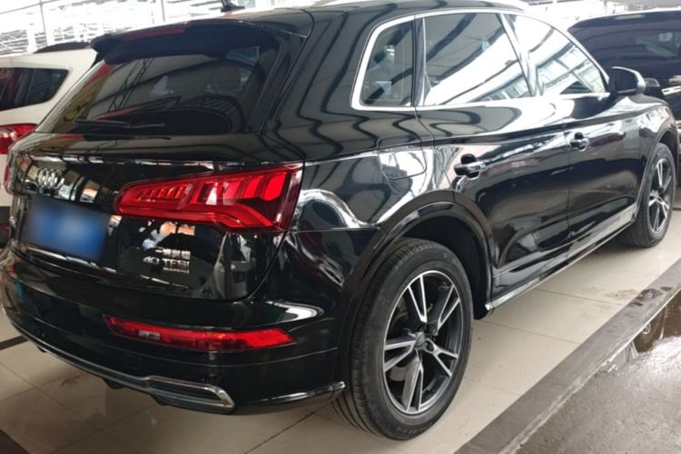 Used Audi Q5L 2018 40 TFSI Prestige Fashion Edition China VI Rear Right 45 Deg