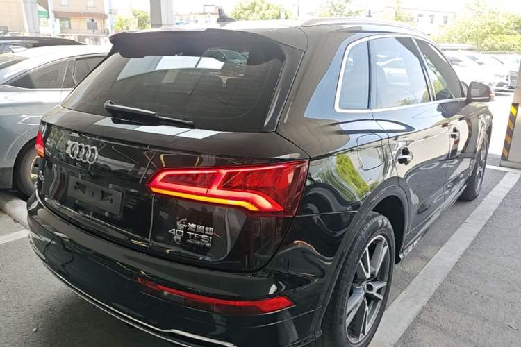 Used Audi Q5L 2018 40 TFSI Prestige Fashion Edition China VI Rear Right 45 Deg