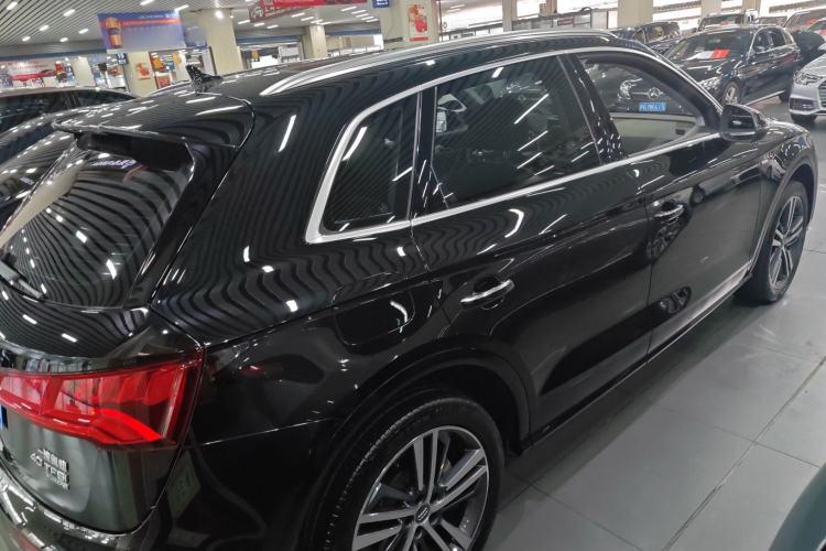 Used Audi Q5L 2018 40 TFSI Prestige Fashion Edition China VI Rear Right 45 Deg