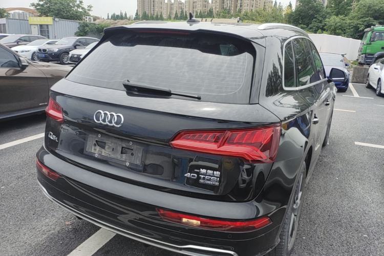 Used Audi Q5L 2018 40 TFSI Prestige Fashion Edition China V Rear Right 45 Deg