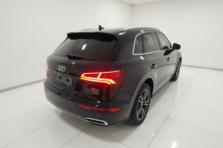 Used Audi Q5L 2018 40 TFSI Prestige Fashion Edition China VI Rear Right 45 Deg