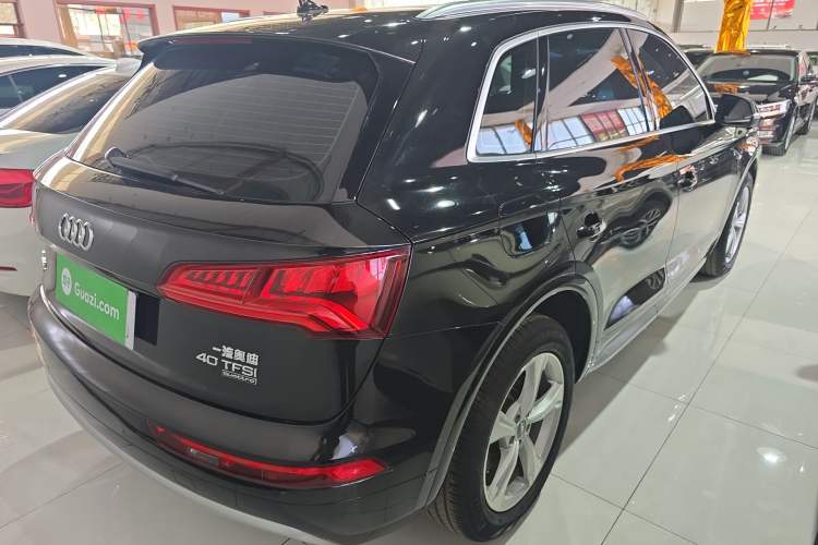Used Audi Q5L 2018 40 TFSI Prestige Edition China VI Emission Standard Rear Right 45 Deg