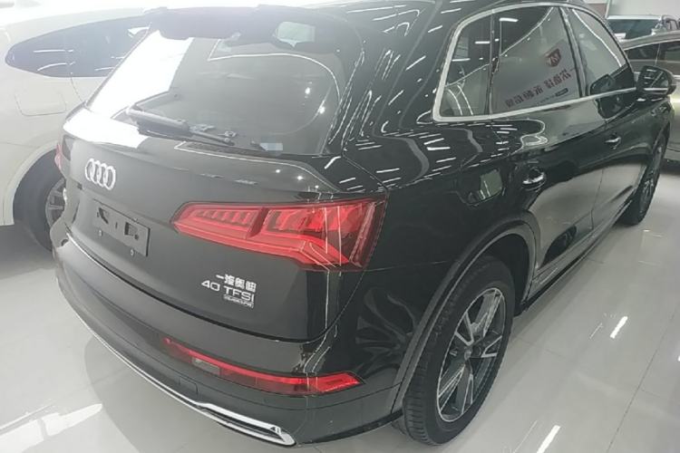 Used Audi Q5L 2018 40 TFSI Prestige Fashion Edition China VI Rear Right 45 Deg