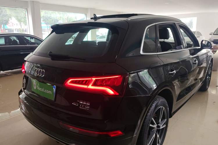 Used Audi Q5L 2018 40 TFSI Prestige Fashion Edition China VI Rear Right 45 Deg