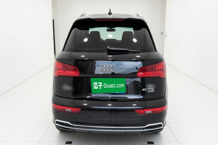 Used Audi Q5L 2018 40 TFSI Prestige Fashion Edition China VI Rear