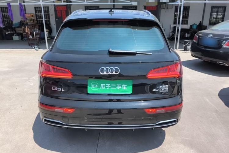 Used Audi Q5L 2018 40 TFSI Prestige Fashion Edition China VI Rear