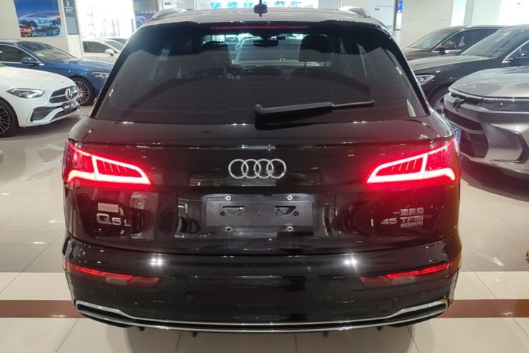 Used Audi Q5L 2018 40 TFSI Prestige Fashion Edition China VI Rear