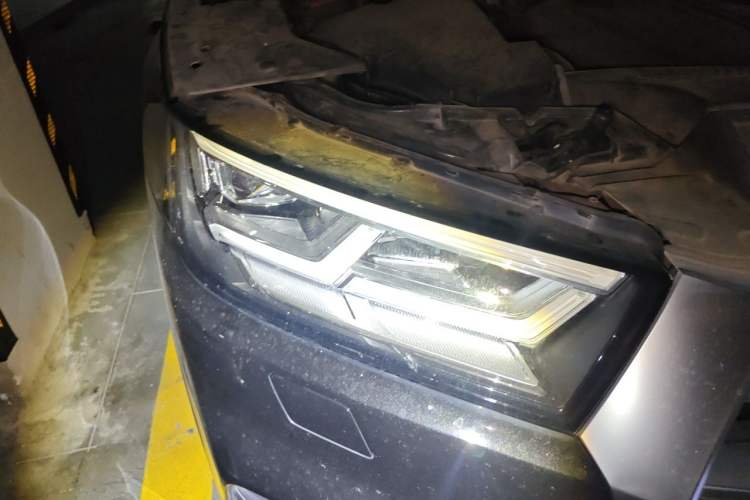 Used Audi Q5L 2018 45 TFSI Prestige Fashion Edition China V Emission Standard Right Front Headlight
