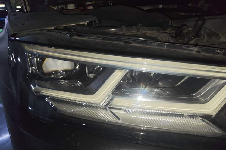 Used Audi Q5L 2018 40 TFSI Prestige Fashion Edition China V Right Front Headlight